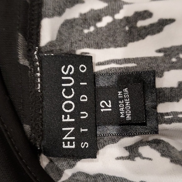 En Focus Zebra Striped Layered Front Skirt with Mesh Top Bodice Sleeveless Dress - Picture 7 of 8